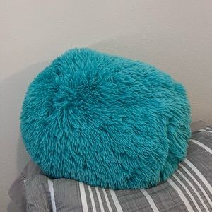 Fluffy Pillow